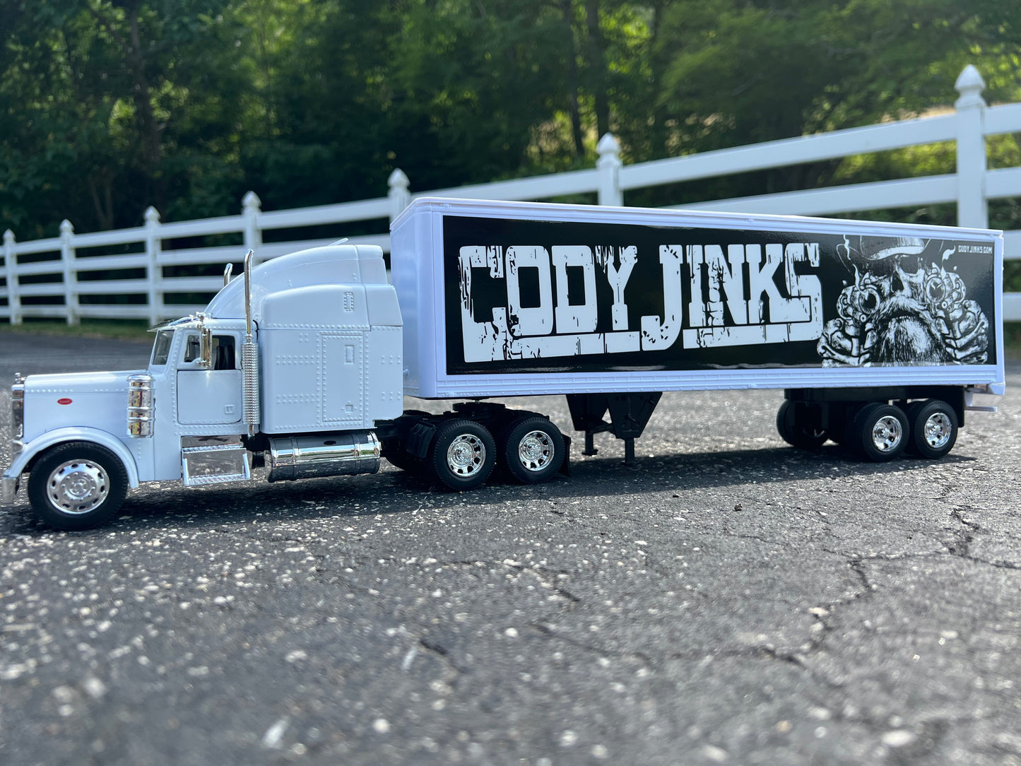 Long Haul Trucker