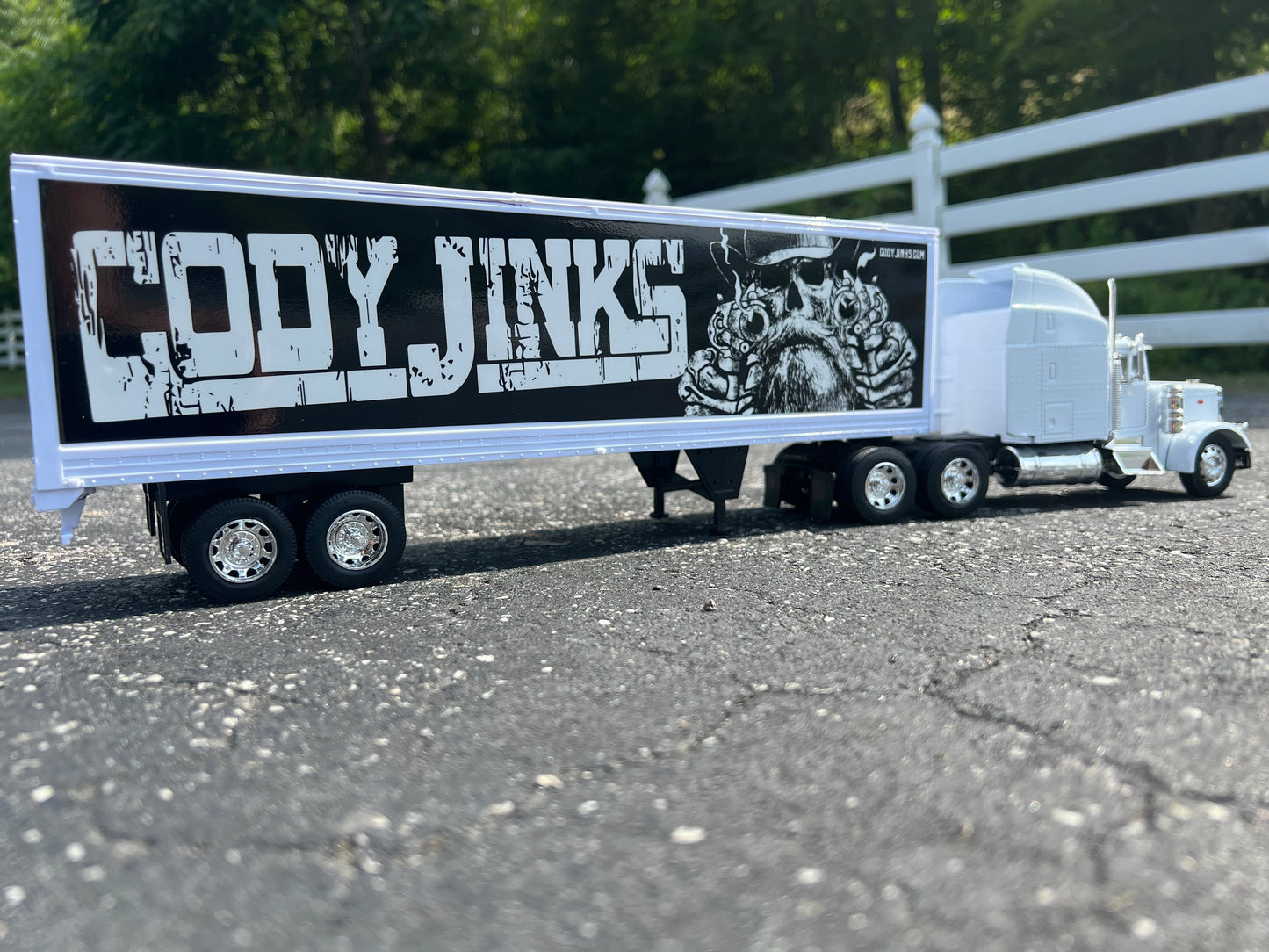 Long Haul Trucker